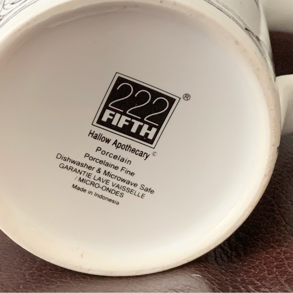 Spiders Fluids 222 Fifth Hallow Apothecary Large Halloween Latte Mug - Picture 11 of 11